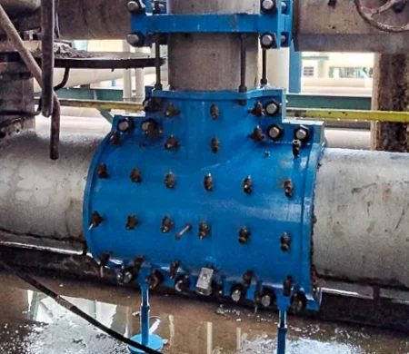Boîte Injectée Sur Mesure Canalisation D'eau De Refrigeration Raffinerie